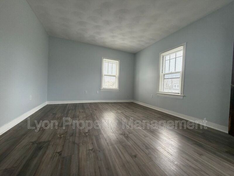 238 Newland Ave #2F