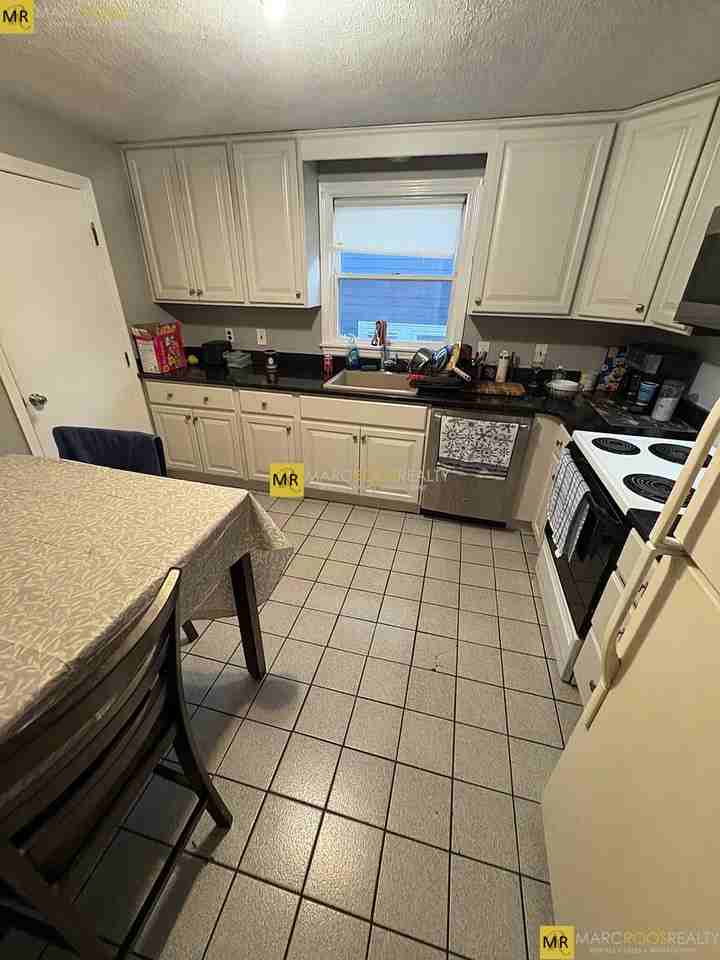 Sylvia St #2 - Photo 2 of 18