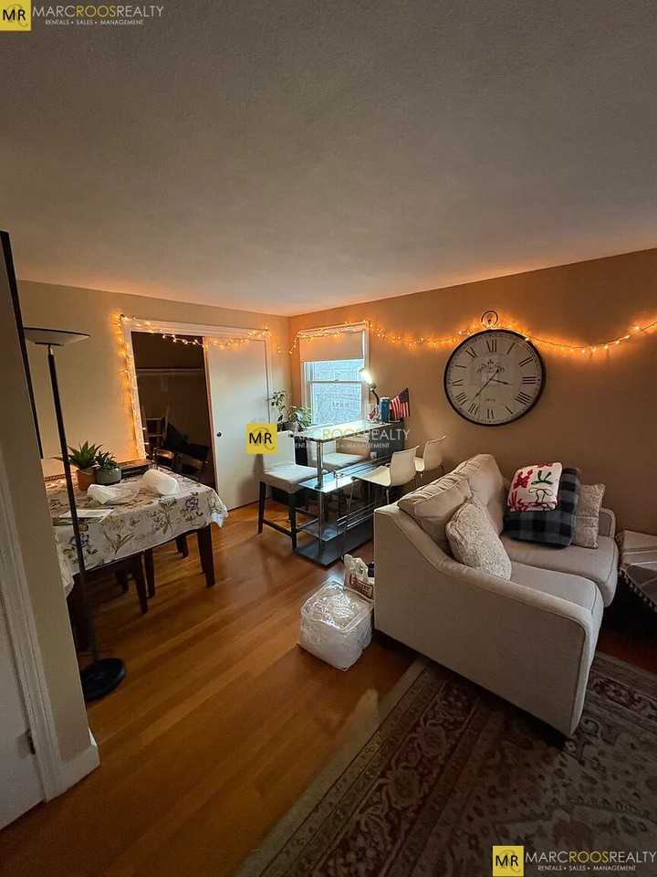 Sylvia St #2 - Photo 5 of 18