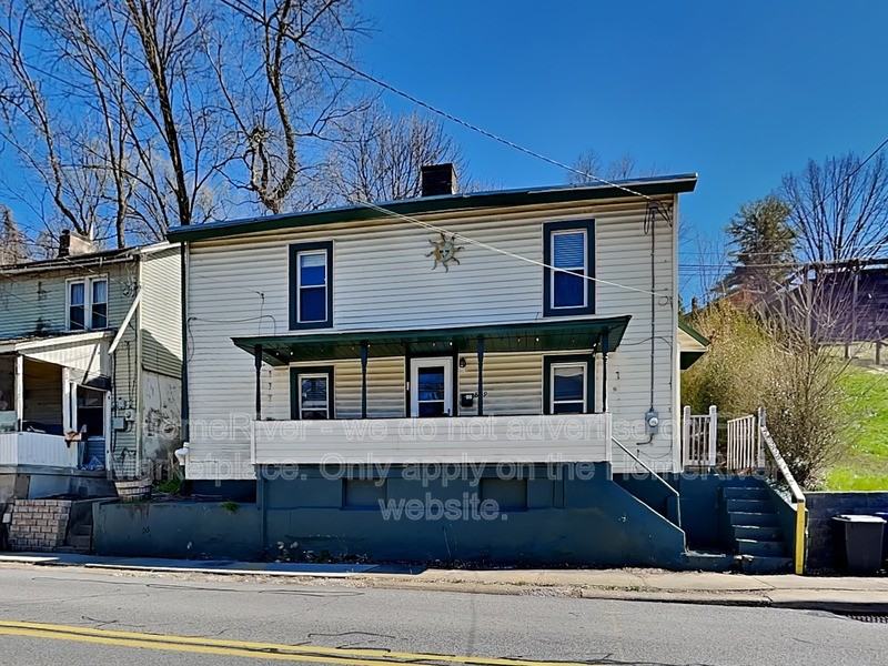 829 Mclaughlin Run Rd - Photo 2 of 21