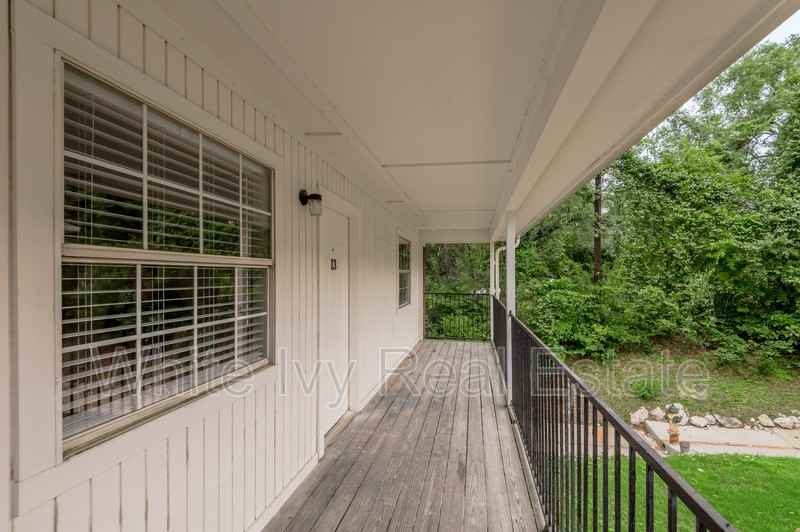 600 Palm St #13 - Photo 3 of 23