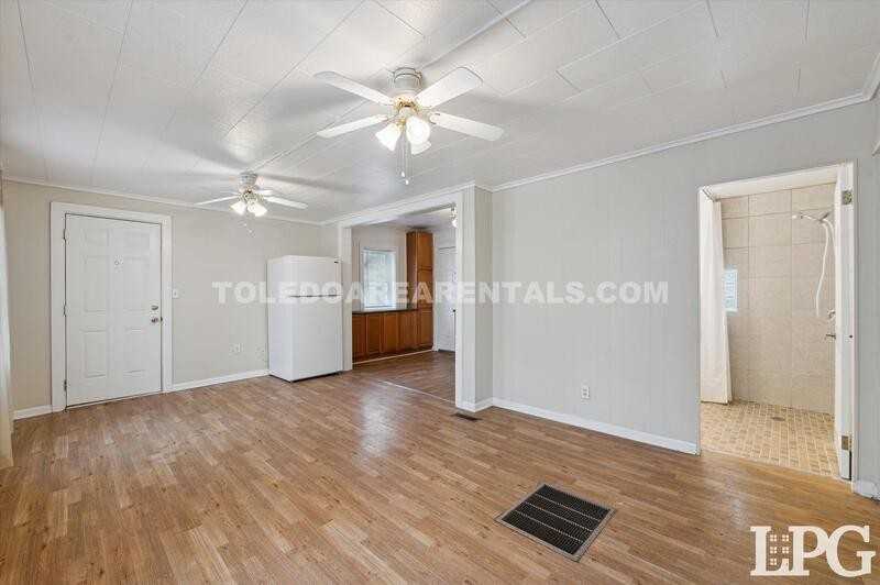 2129 Nevada St - Photo 7 of 22