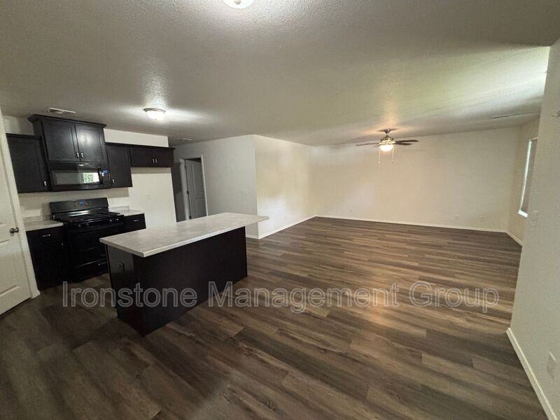 3817 S 29th West Ave - Photo 2 of 17