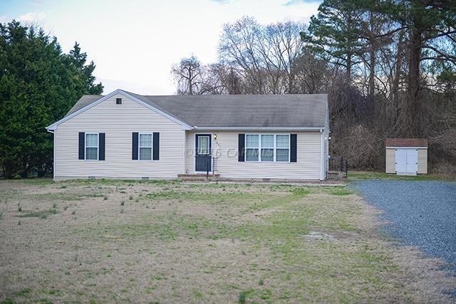 821 Sharps Point Rd - Photo 2 of 58