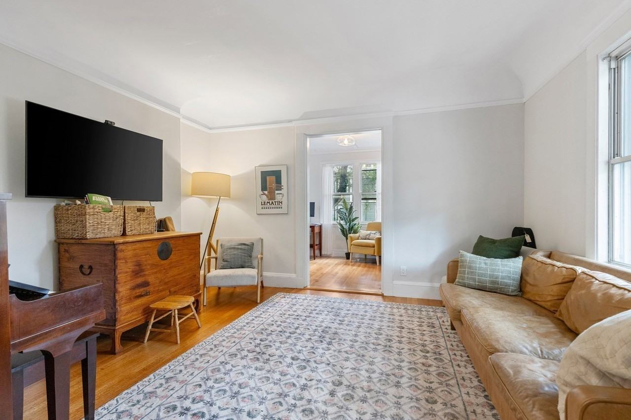 Windermere Ave #1 - Photo 5 of 10