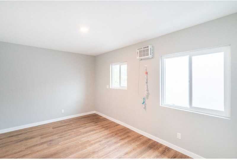 4517 Prospect Ave Los Angeles, Ca #1 - Photo 5 of 13