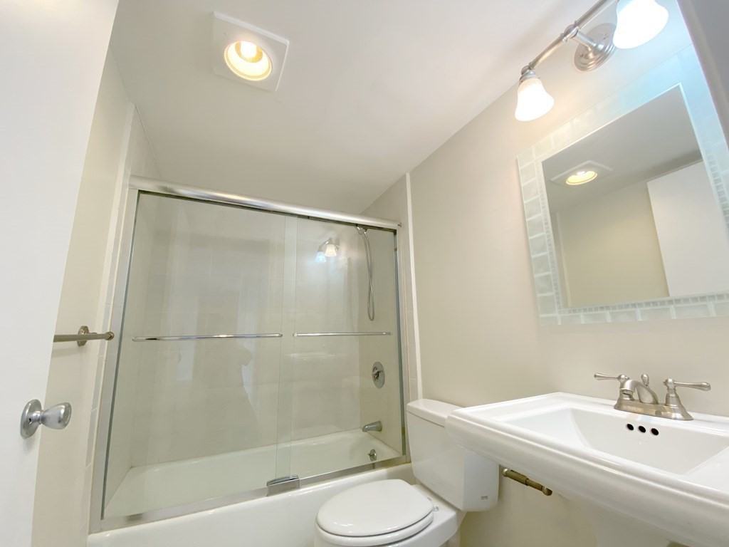 Brainerd Rd #503 - Photo 5 of 20