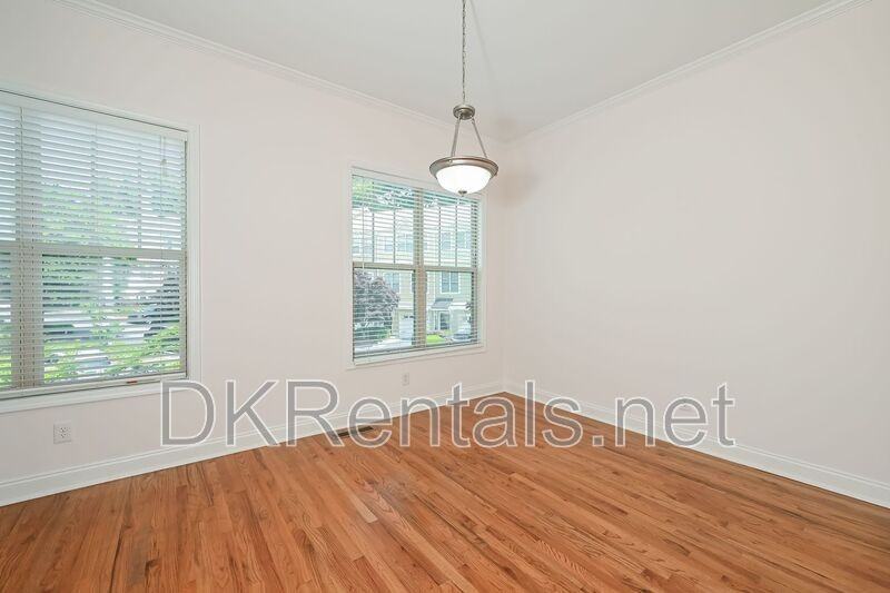 1915 Sterling Oaks Cir Ne - Photo 4 of 15