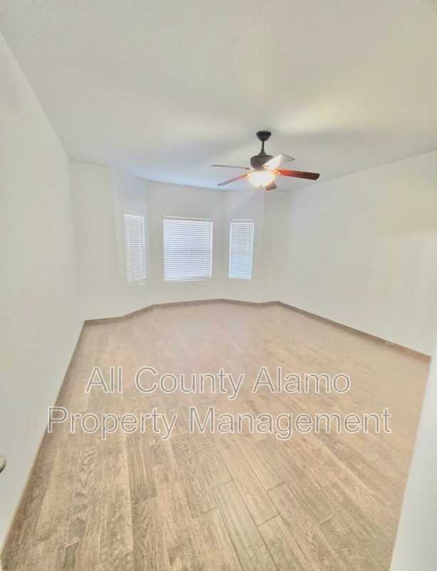 9611 Nueces Cyn - Photo 6 of 22