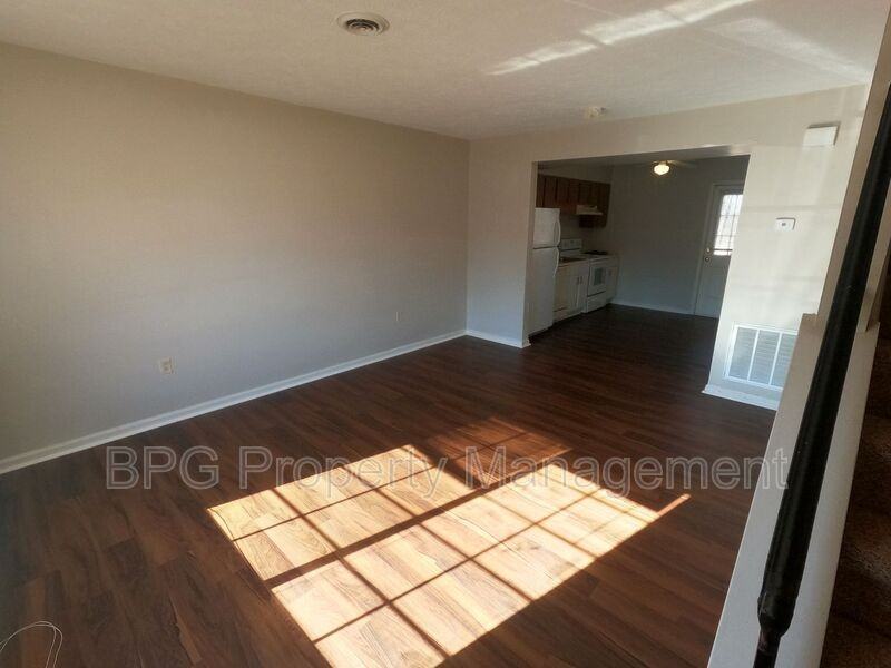 605 Hamlet Ave #I - Photo 2 of 15