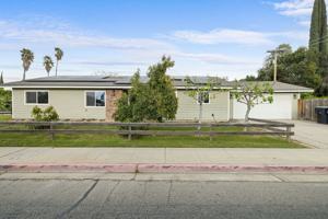 featured image of 1212 S Demaree St