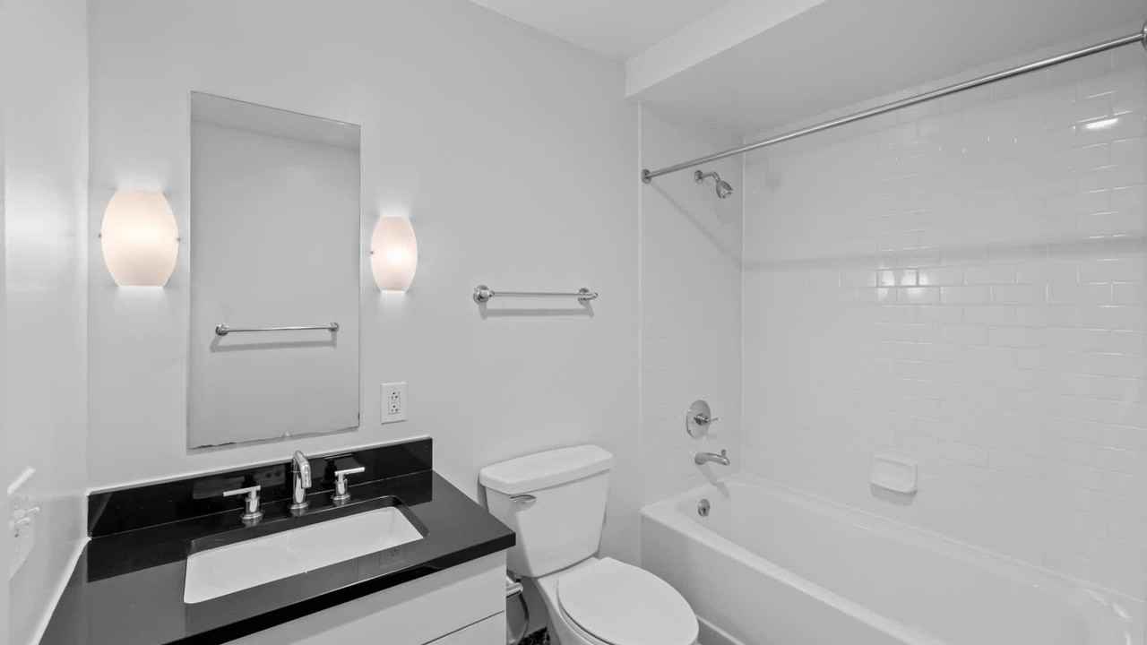 425 Mass - Photo 5 of 50