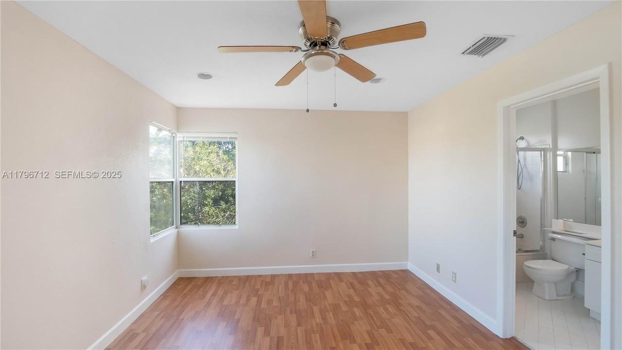 1269 Northwest 106th Avenue - Photo 7 of 19