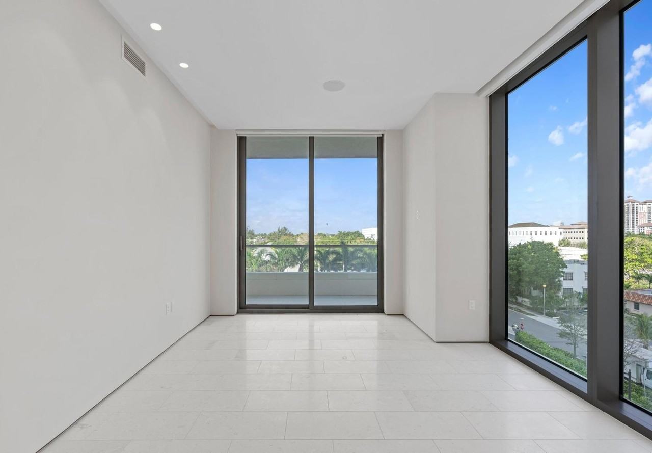 200 Arkona Ct #401 - Photo 2 of 12