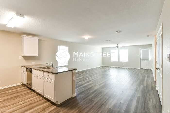 9838 Marbach Crst - Photo 6 of 16