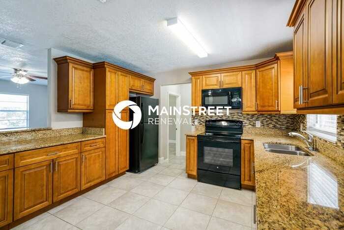 1532 Ormond Ave - Photo 7 of 16