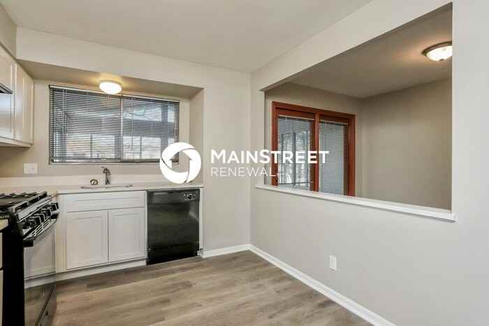 2366 Wesford Dr - Photo 7 of 17