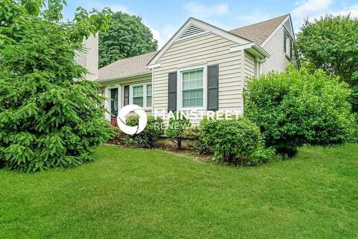 3725 Greenwich Rd - Photo 3 of 14