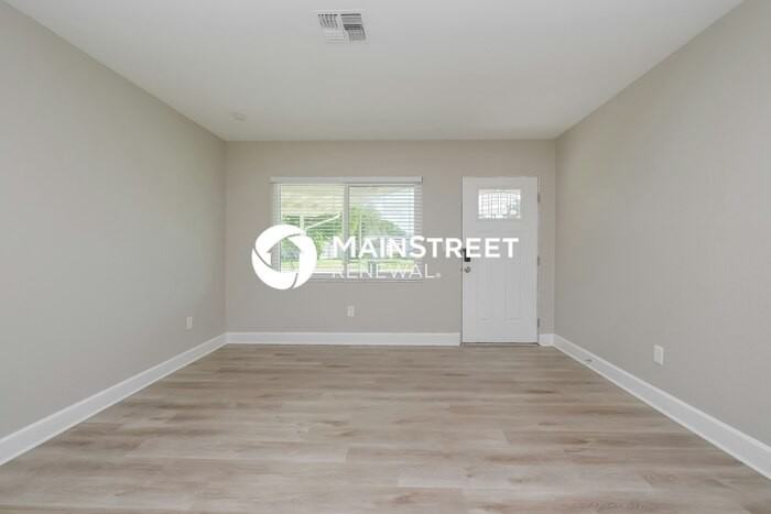 5510 93rd Ave N - Photo 3 of 16