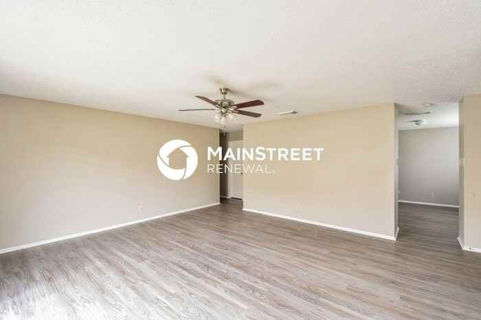 6822 Eden Grove Dr - Photo 3 of 16