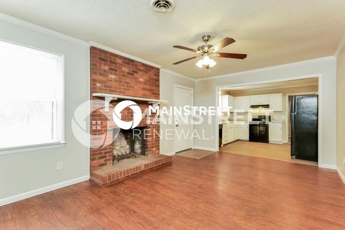 2349 Swindon Ln - Photo 6 of 17