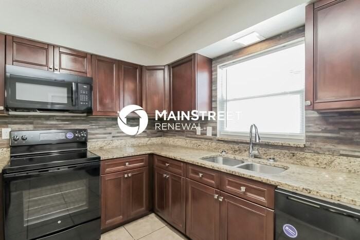 801 Jordan Ave - Photo 6 of 16