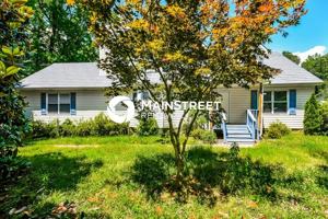 featured image of 2085 Edenwood Cir