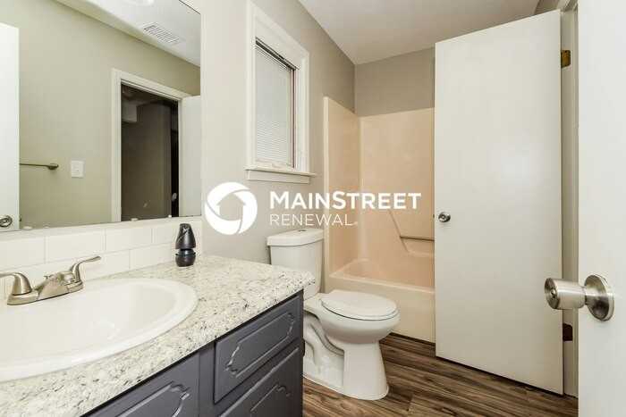 2085 Edenwood Cir - Photo 4 of 21