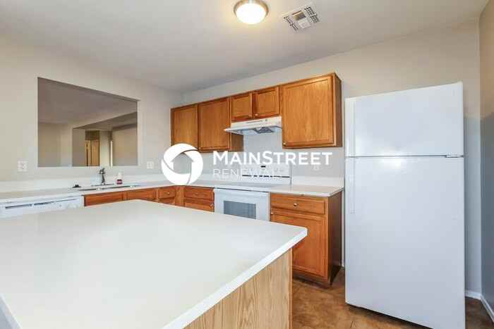 8014 W Eva St - Photo 7 of 16