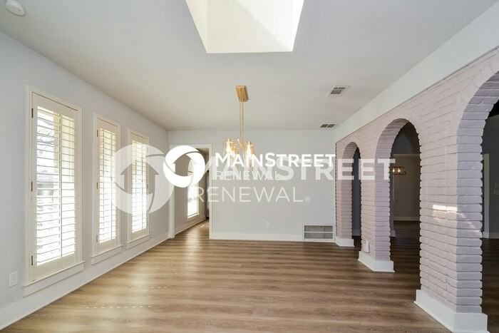 2505 Westridge Dr - Photo 5 of 16