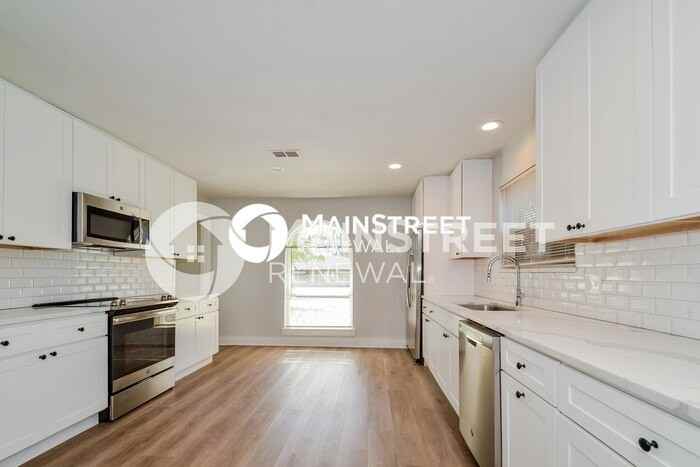 2505 Westridge Dr - Photo 7 of 16