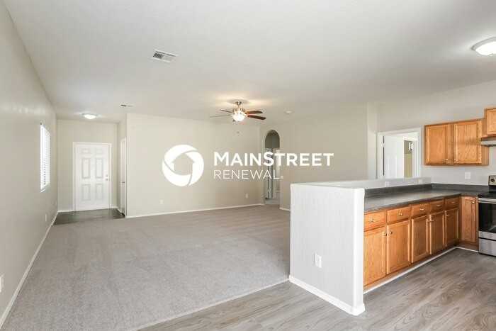 1016 W Lydia Ln - Photo 5 of 16