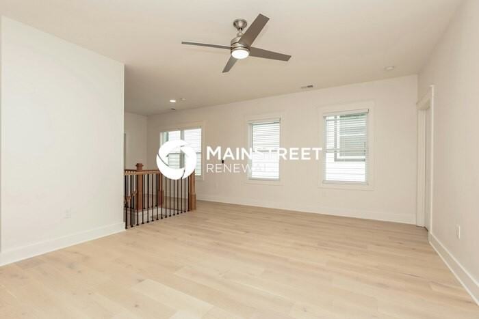 1421 Preston Dr - Photo 6 of 17