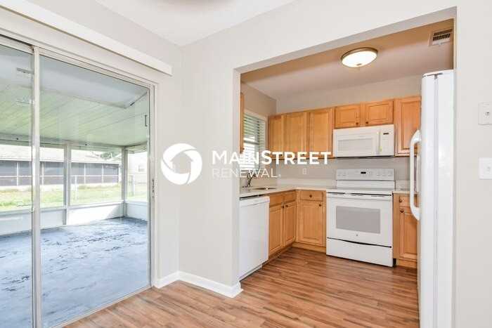 521 Florida Cir S - Photo 5 of 16