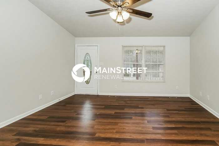 8521 Crosswind Landing Ln - Photo 5 of 16