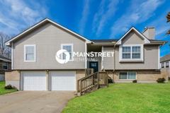 902 Sw Foxtail Dr - Photo 1 of 1