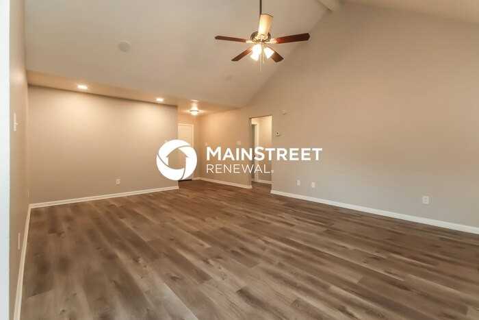 4023 Almond Lake Dr - Photo 5 of 16