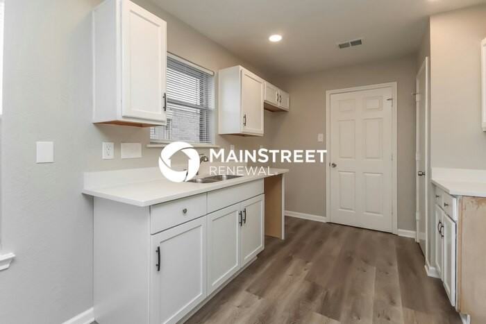 4023 Almond Lake Dr - Photo 7 of 16