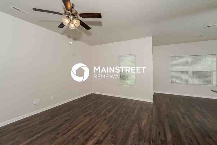 22966 Downing Park Cir - Photo 6 of 18