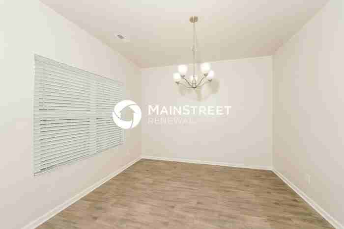 22966 Downing Park Cir - Photo 7 of 18