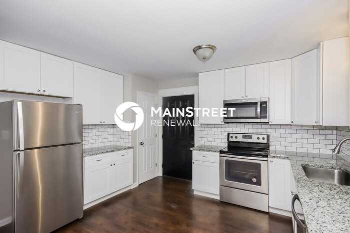 919 Briarcliff Rd - Photo 6 of 15