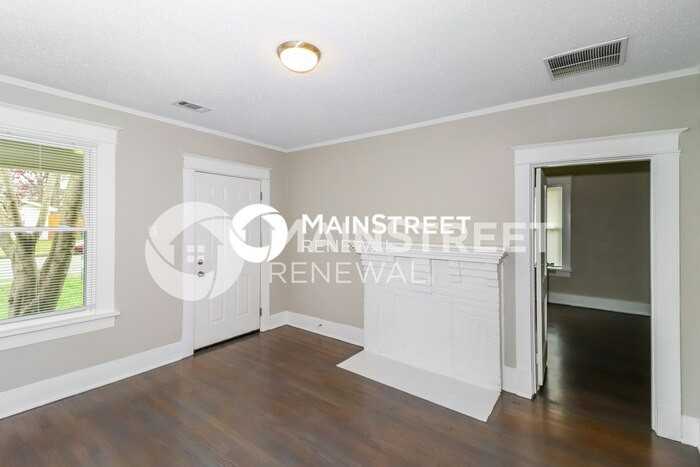 3578 Faxon Ave - Photo 5 of 16