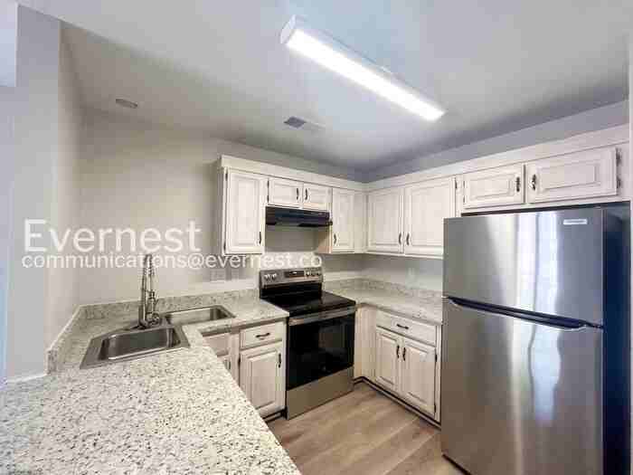 1664 Joy Blvd - Photo 5 of 23