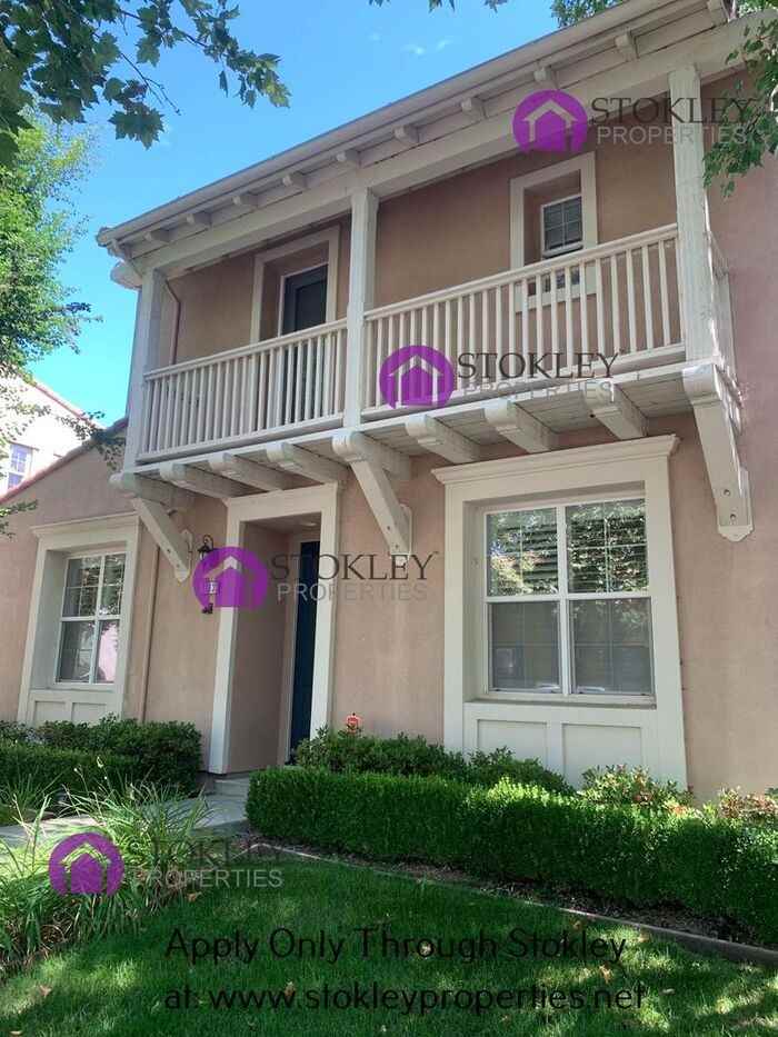 2103 Maidenhair Way - Photo 2 of 15