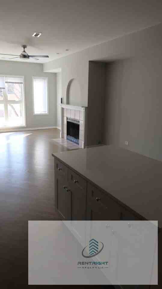 1446 W Chicago Ave #1446-2 - Photo 5 of 20