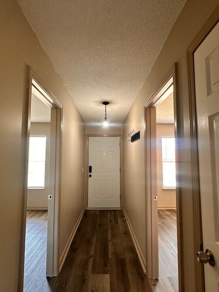 901 Tate Dr - Photo 3 of 10