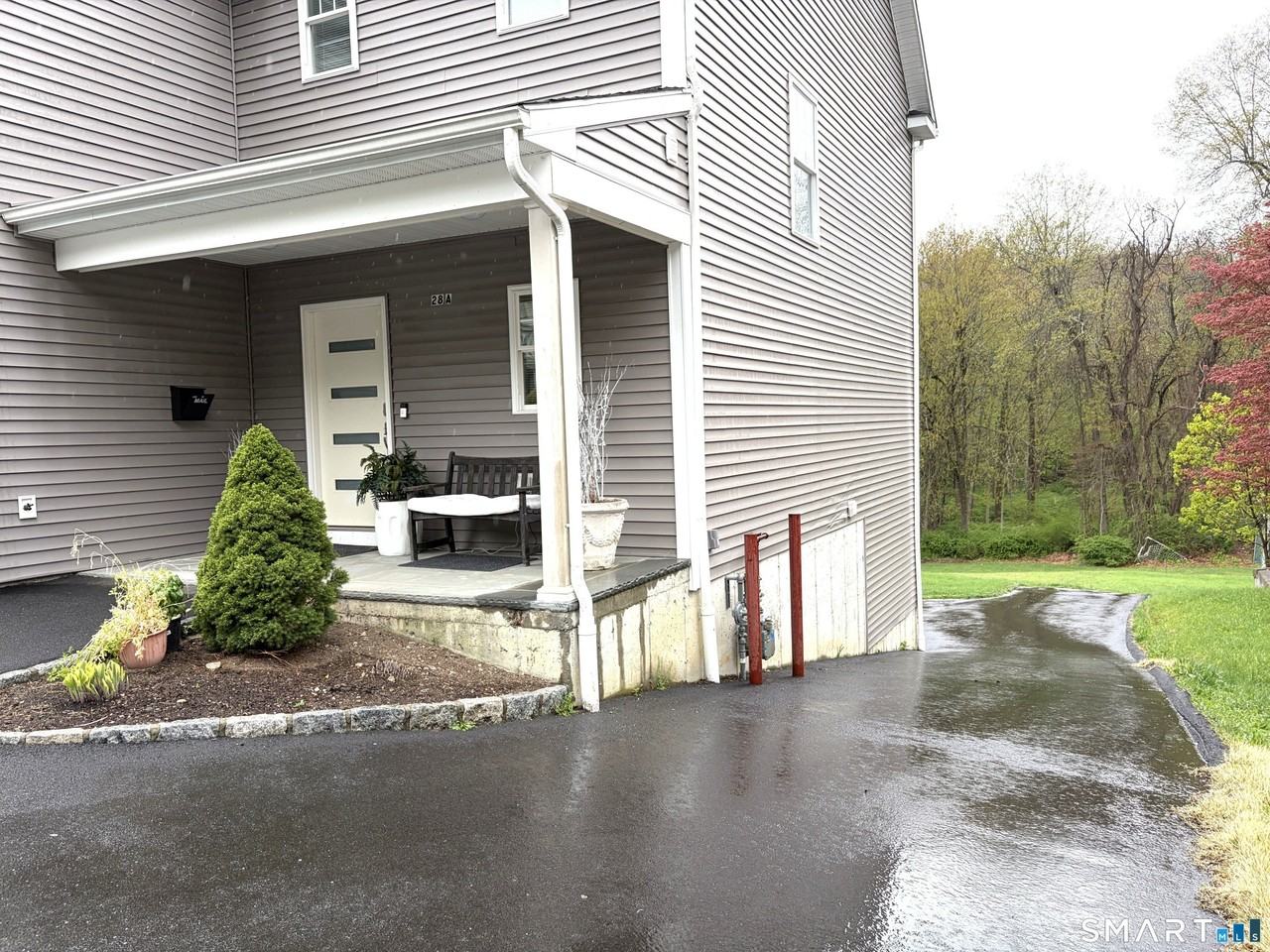 28-A Jefferson Ave - Photo 2 of 23