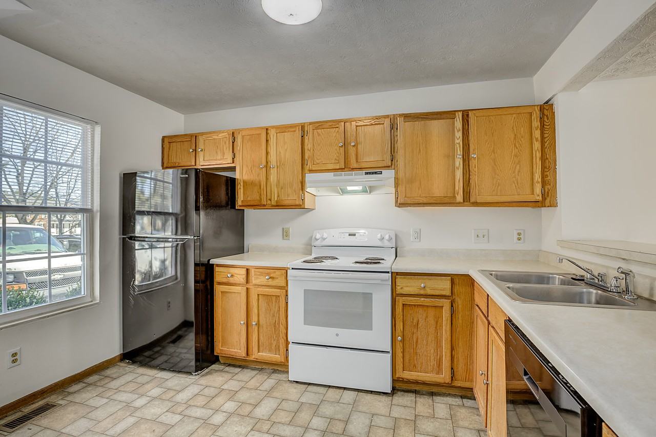 3857 Little Creek Drive - Photo 4 of 11