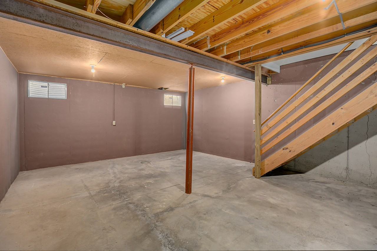 3857 Little Creek Drive - Photo 5 of 11