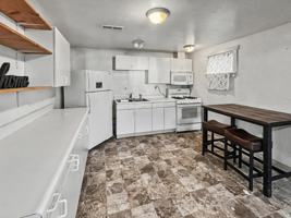 featured image of 4413 E 8th Ave